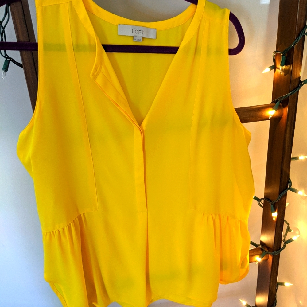 LOFT Yellow Chiffon Sleeveless Flowy Top (M)